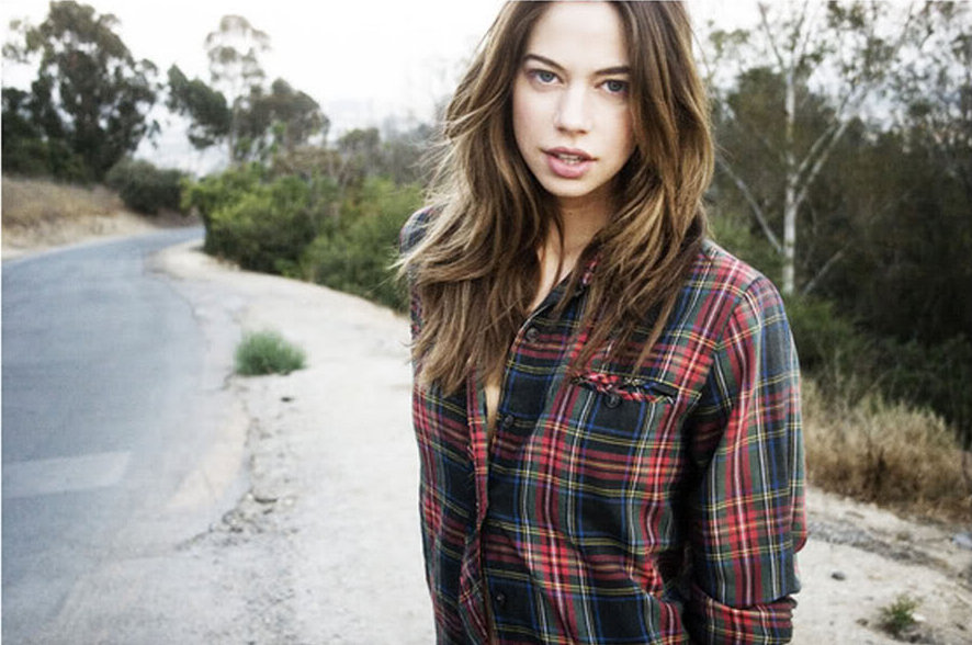 baylen smith share analeigh tipton topless photos