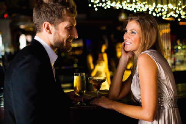 wife flirts in bar