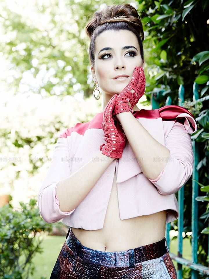 debi crabtree recommends cote de pablo photoshoot pic