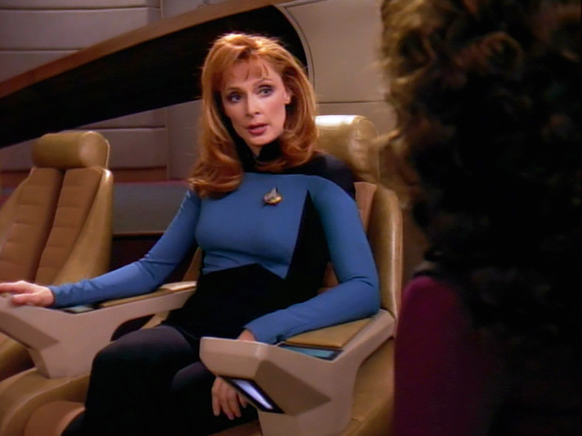 andrea leadbetter recommends gates mcfadden bra size pic