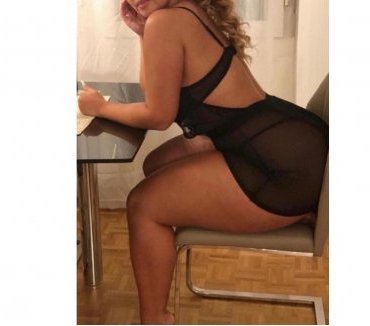 anne lise hansen recommends escort service in cleveland pic