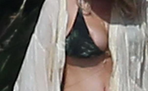 Jessica Simpson Pussy Slip johnson pussy