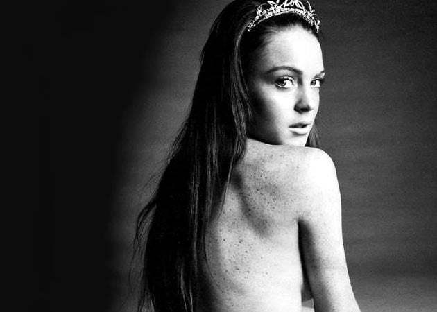 deon ricks recommends lindsay lohan posts topless photo pic