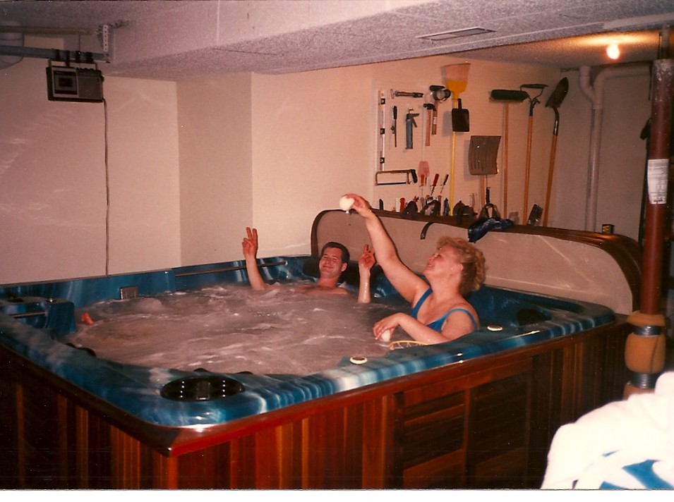 Mom Son Hot Tub gardevoirt twitter