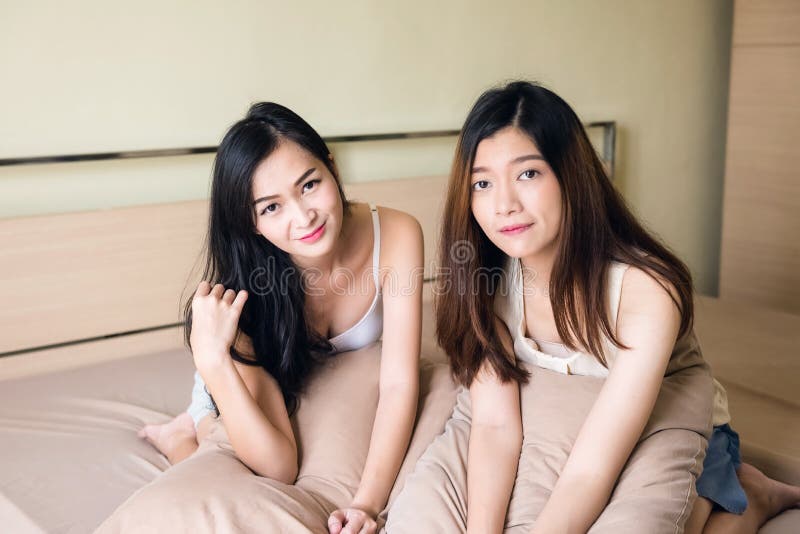 apaan sih add photo young asian lesbian porn