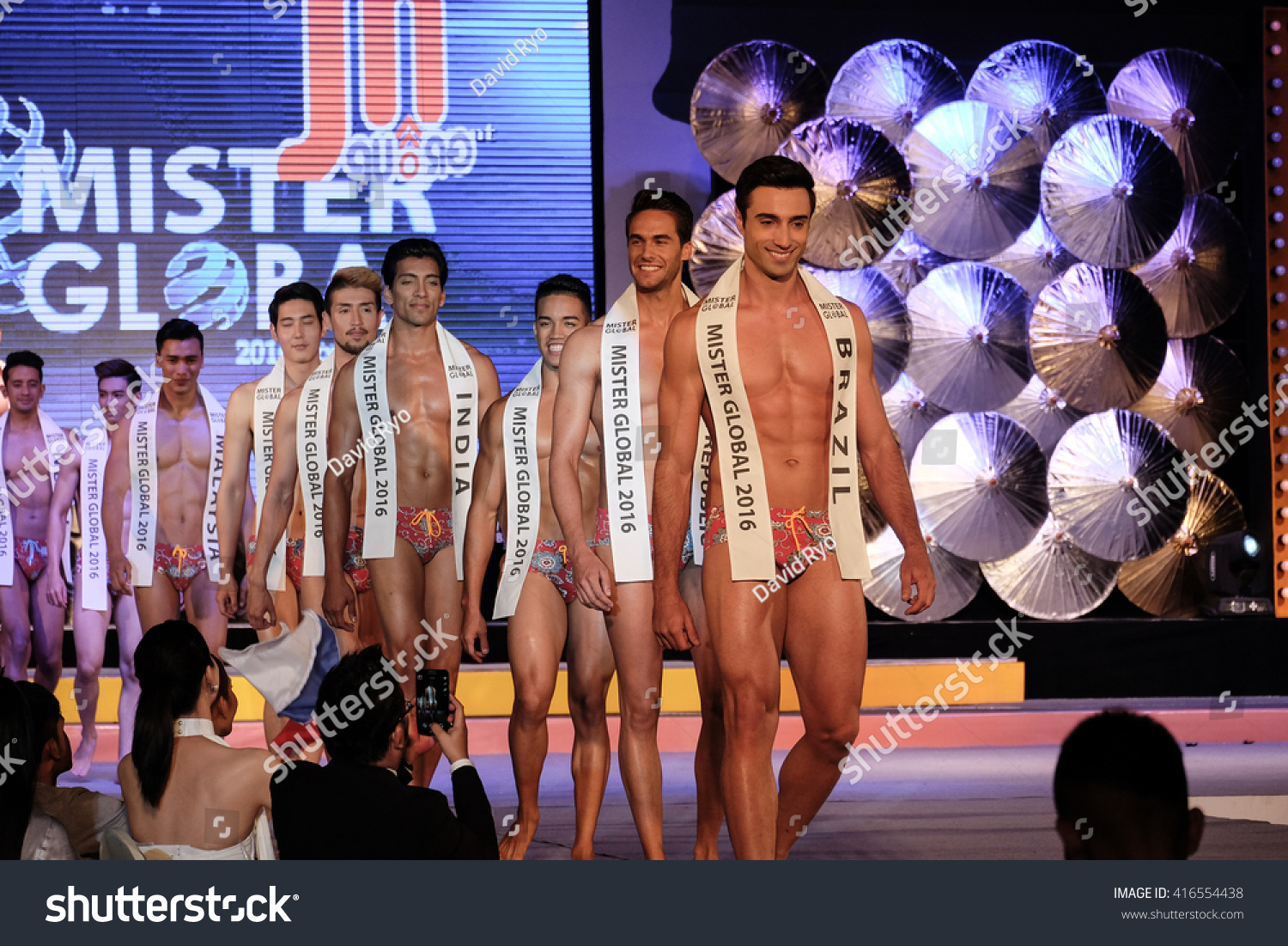 aaron molson add nude male pageant photo