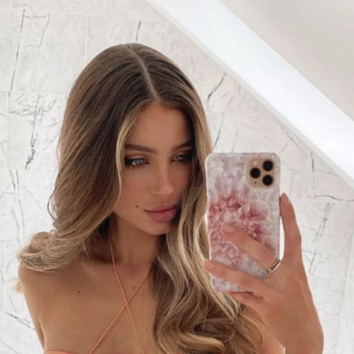 claire way share valentina fradegrada naked photos