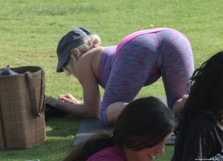 bernardo garnica share women bending over in public photos