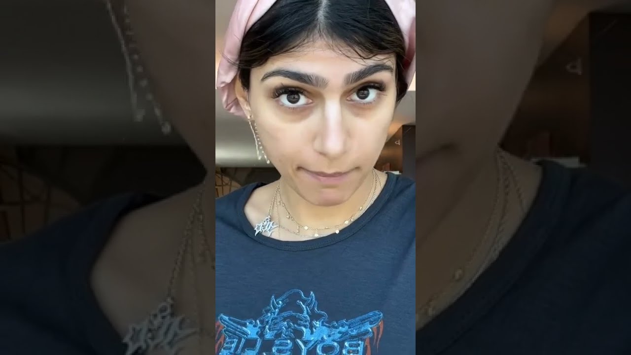 divya mekala share mia khalifa without makeup photos