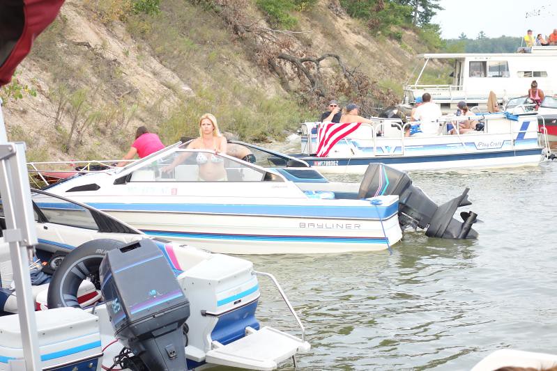 branko likic add hardy dam hot boat weekend photo