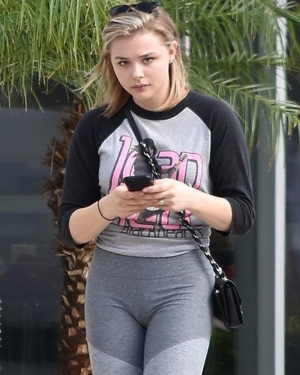 Best of Chloe moretz butt pic