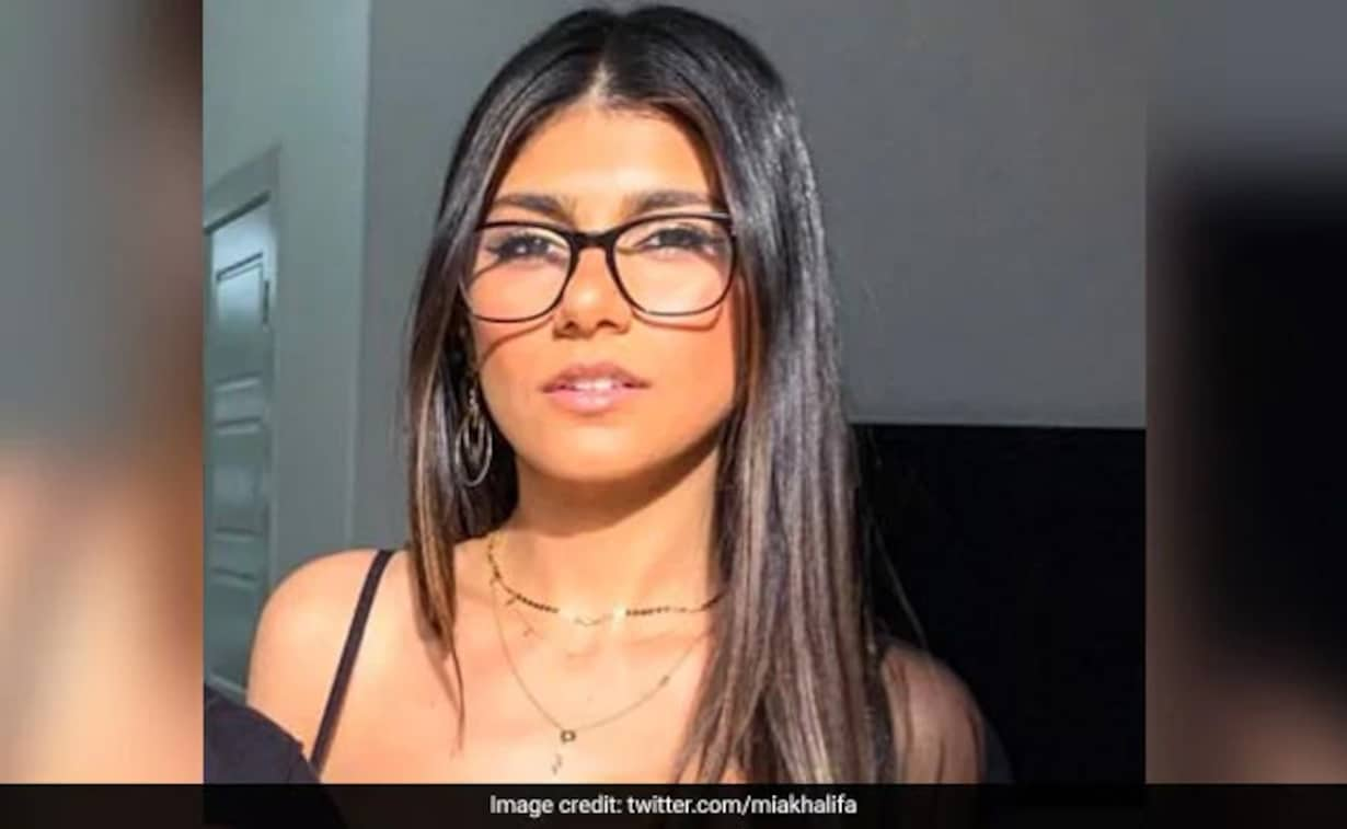 chrissy petty recommends mia khalifa images pic