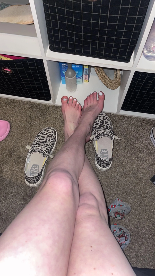 dannell clark share amateur lesbian foot fetish photos