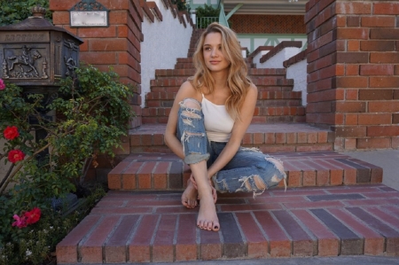 amr casias recommends hunter haley king hot pic