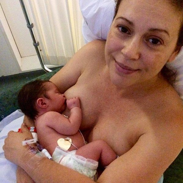 christina gillman recommends Alyssa Milano Nip