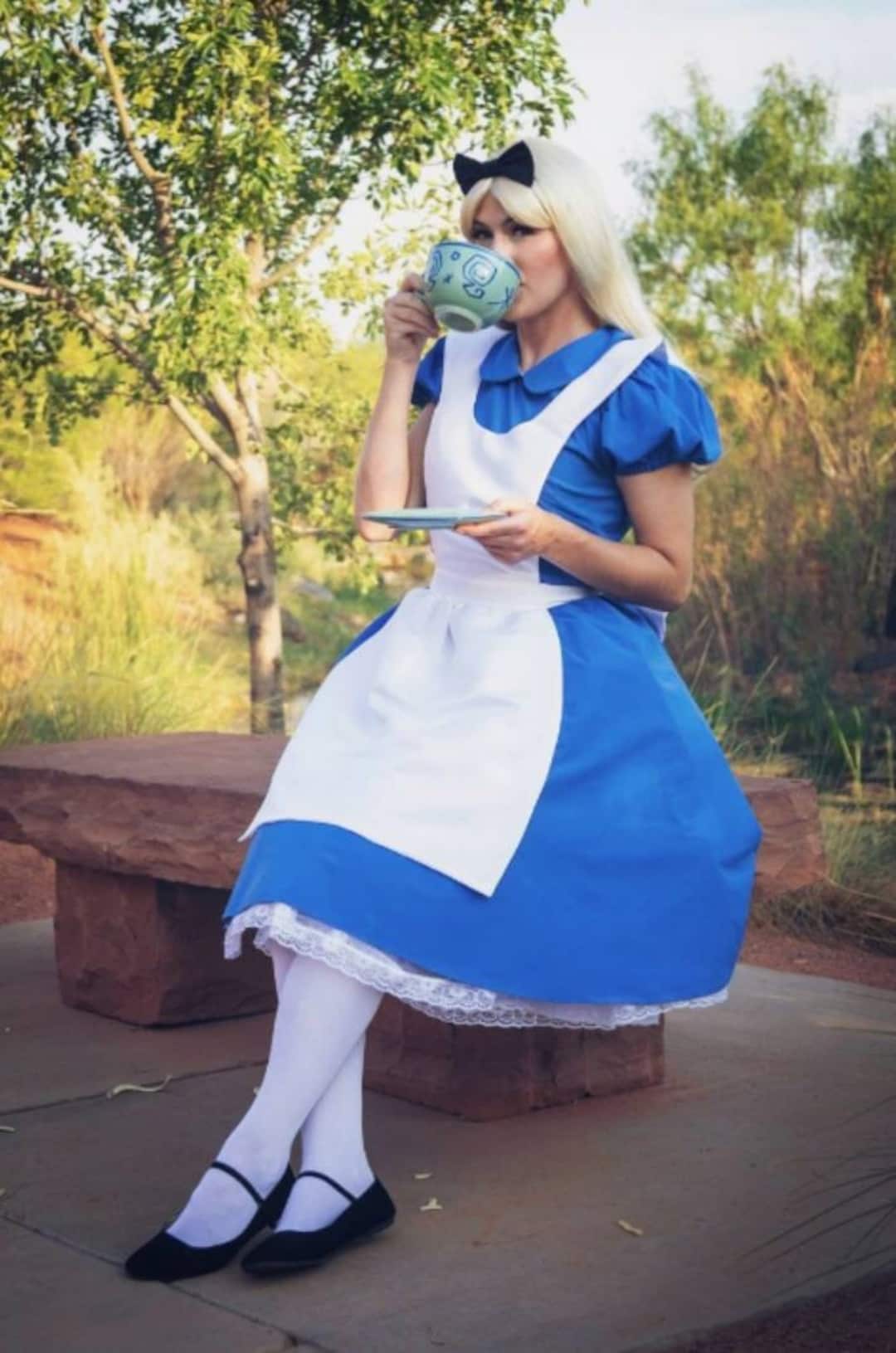 chinky khurana recommends Images Of Alice In Wonderland Costumes