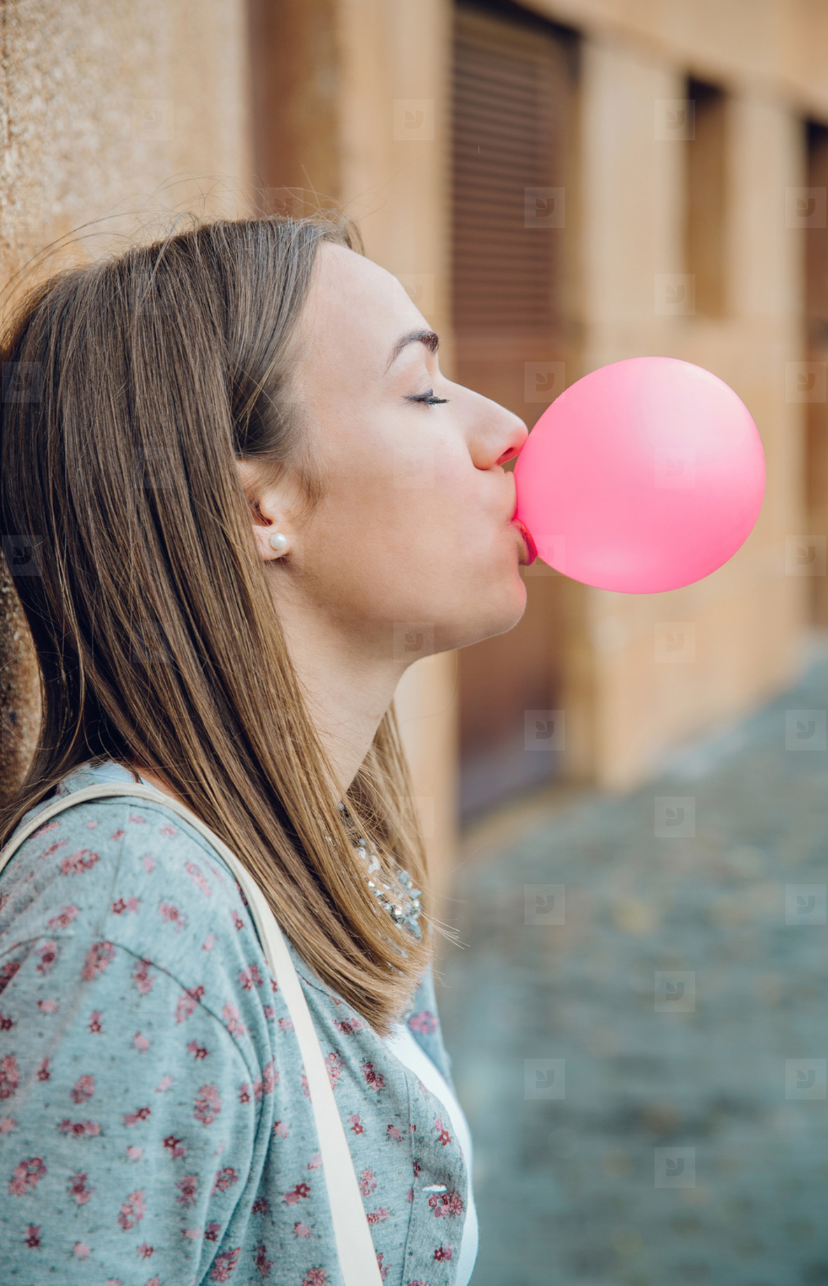 anil kuttappan recommends woman blowing bubble gum pic