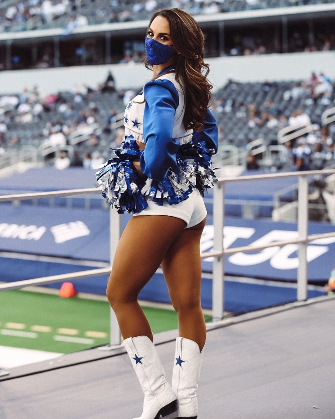 bushra nadir recommends dallas cowboys cheerleader ass pic