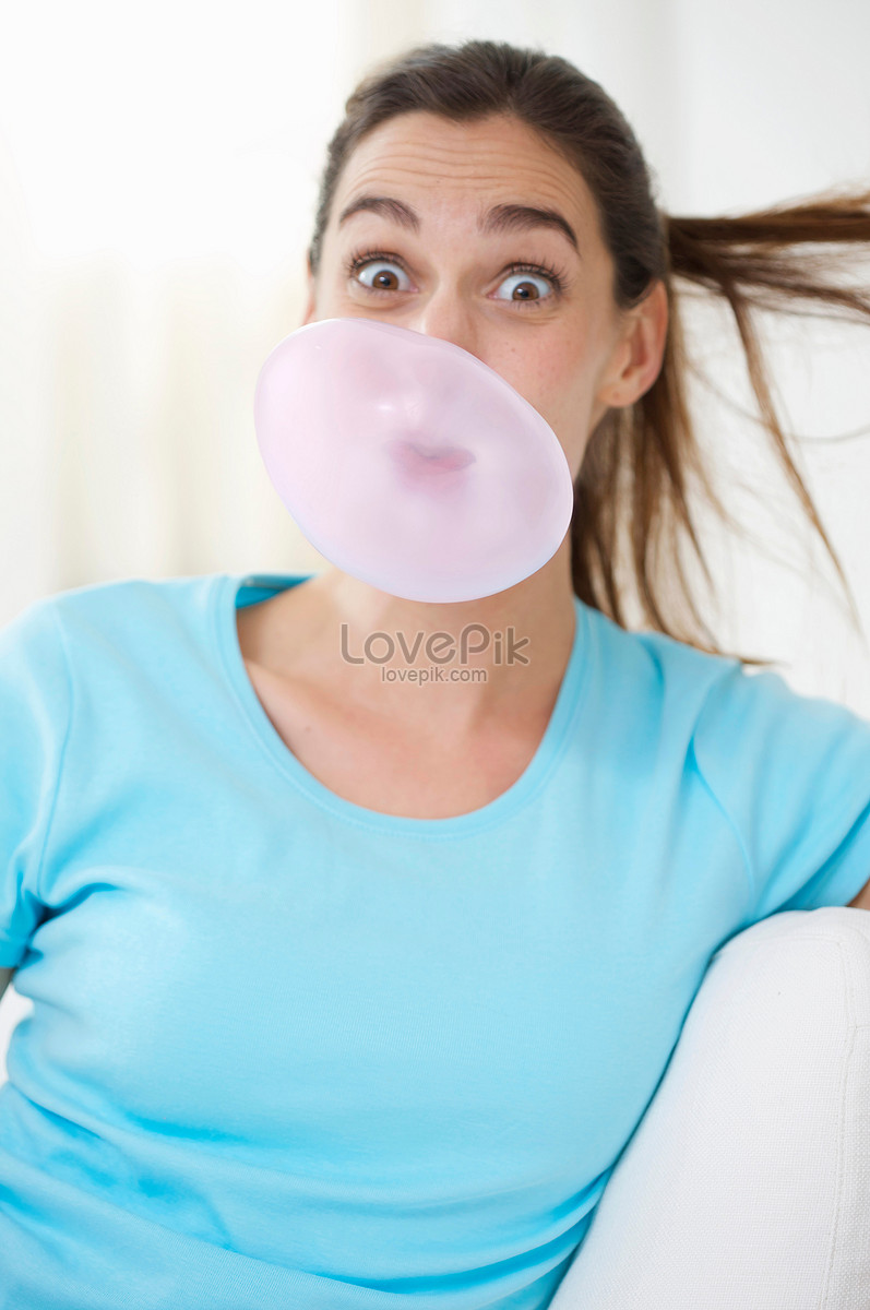 deen mohd recommends woman blowing bubble gum pic