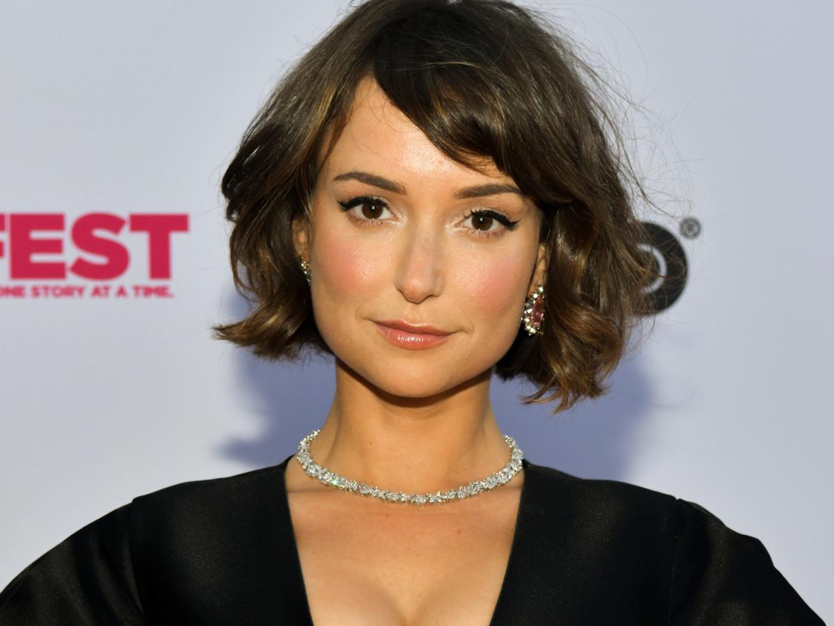 daniel torrance recommends Milana Vayntrub Having Sex