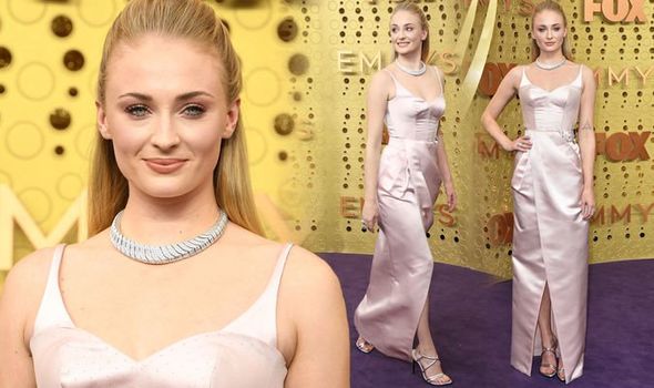 damian prado recommends Sophie Turner Wardrobe Malfunction