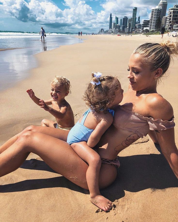 Best of Sexy blonde moms