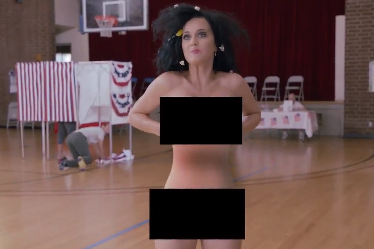 Topless Katy Perry oil daftsex