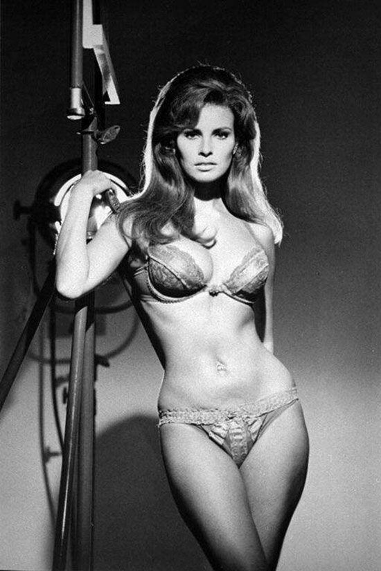 annette loomis recommends Raquel Welch Sexy