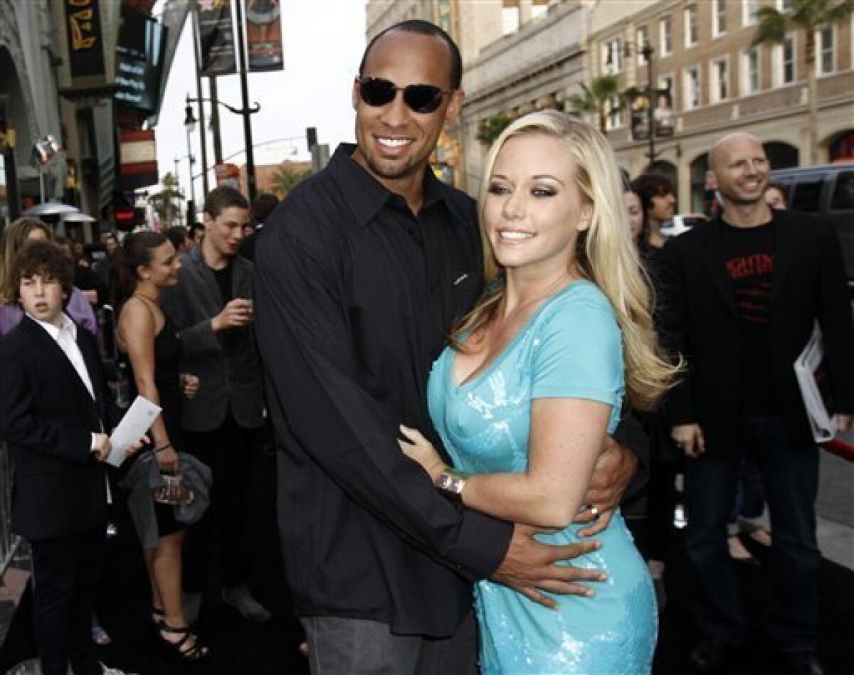 derrick keaton recommends kendra wilkinson sex vid pic