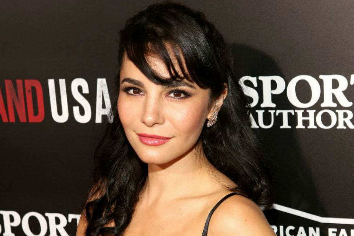 alexis foley add martha higareda topless photo