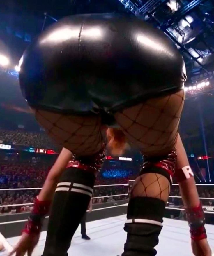 becky lynch ass