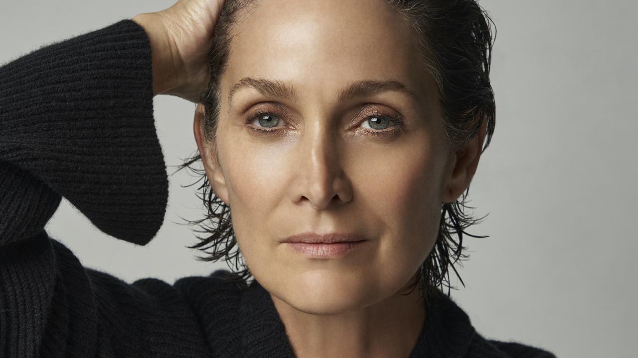 brenda westcott recommends carrie anne moss butt pic