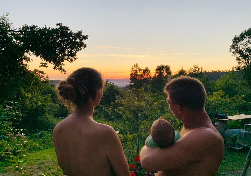 nudist family reddit