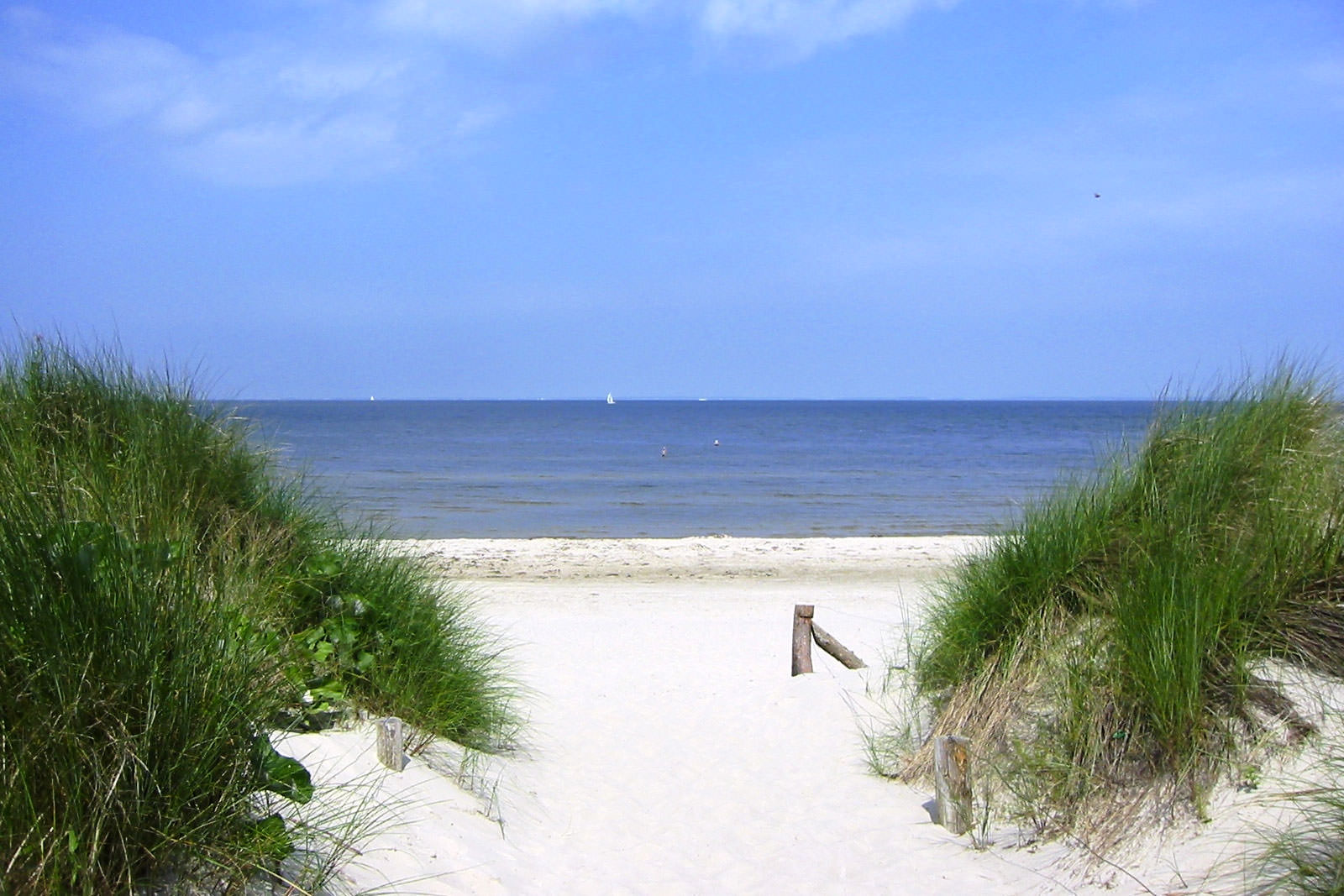 amanda ehrlick recommends German Beaches Pictures