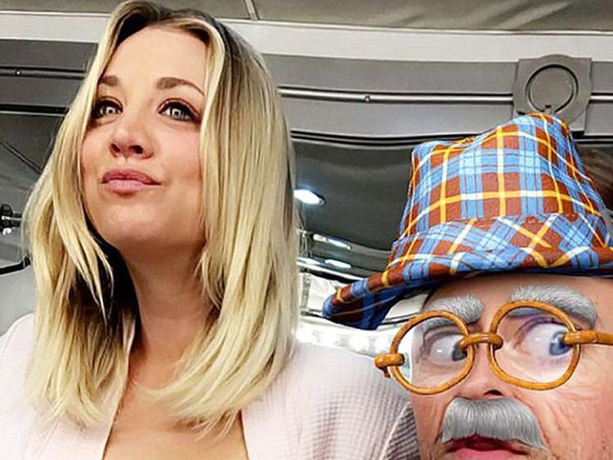 brad gaskins recommends kaley cuoco snapchat flash pic