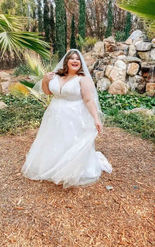 arika nelson recommends my big plumper wedding pic