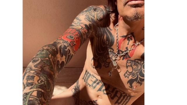 adam pennypacker recommends tommy lee dick pic pic