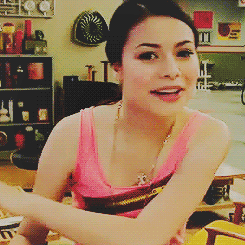 aaron petrella recommends miranda cosgrove hot gif pic