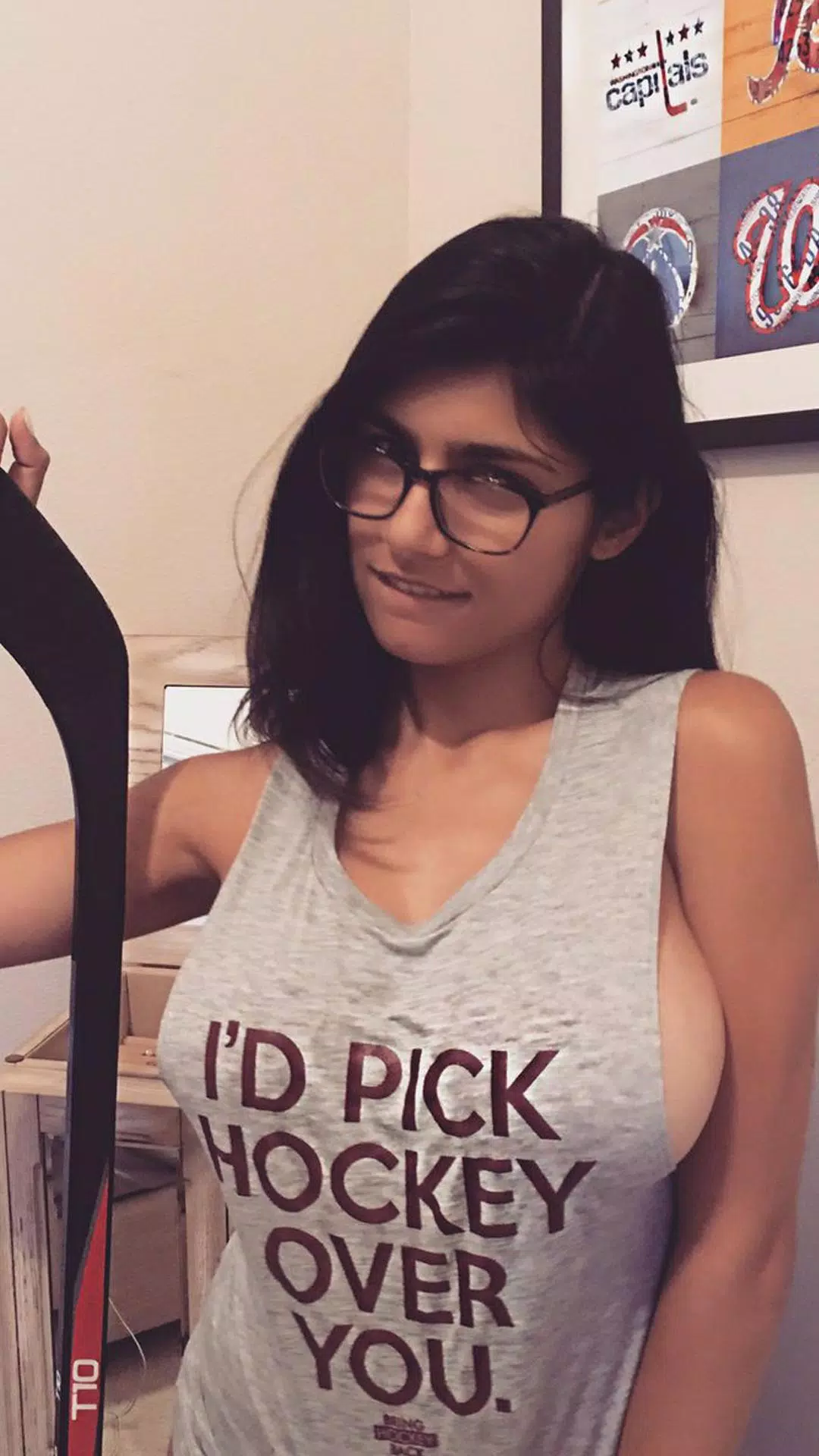 brenda villani add photo mia khalifa wallpaper