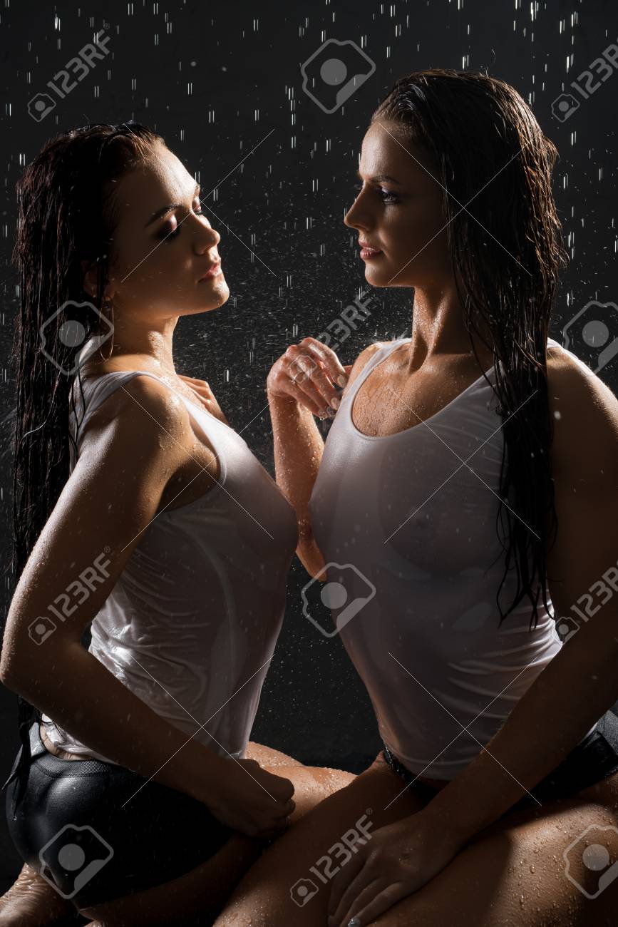 christy klahn share 2 hot girls in the shower photos