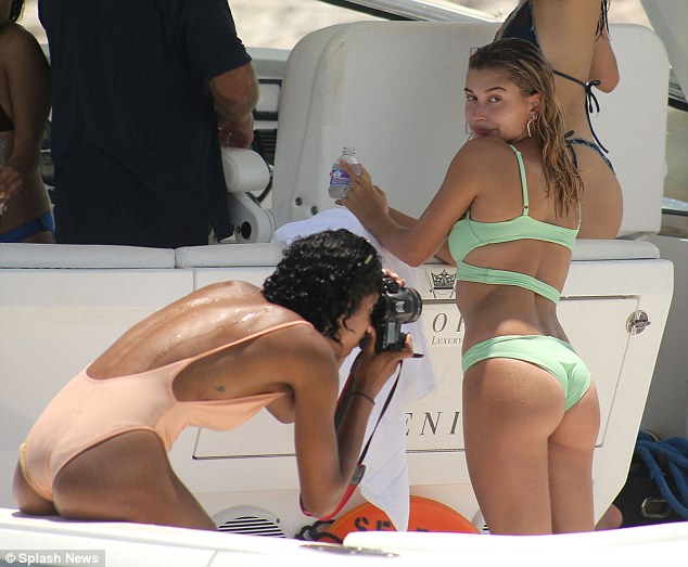 bob capener recommends Hailey Baldwin Butt