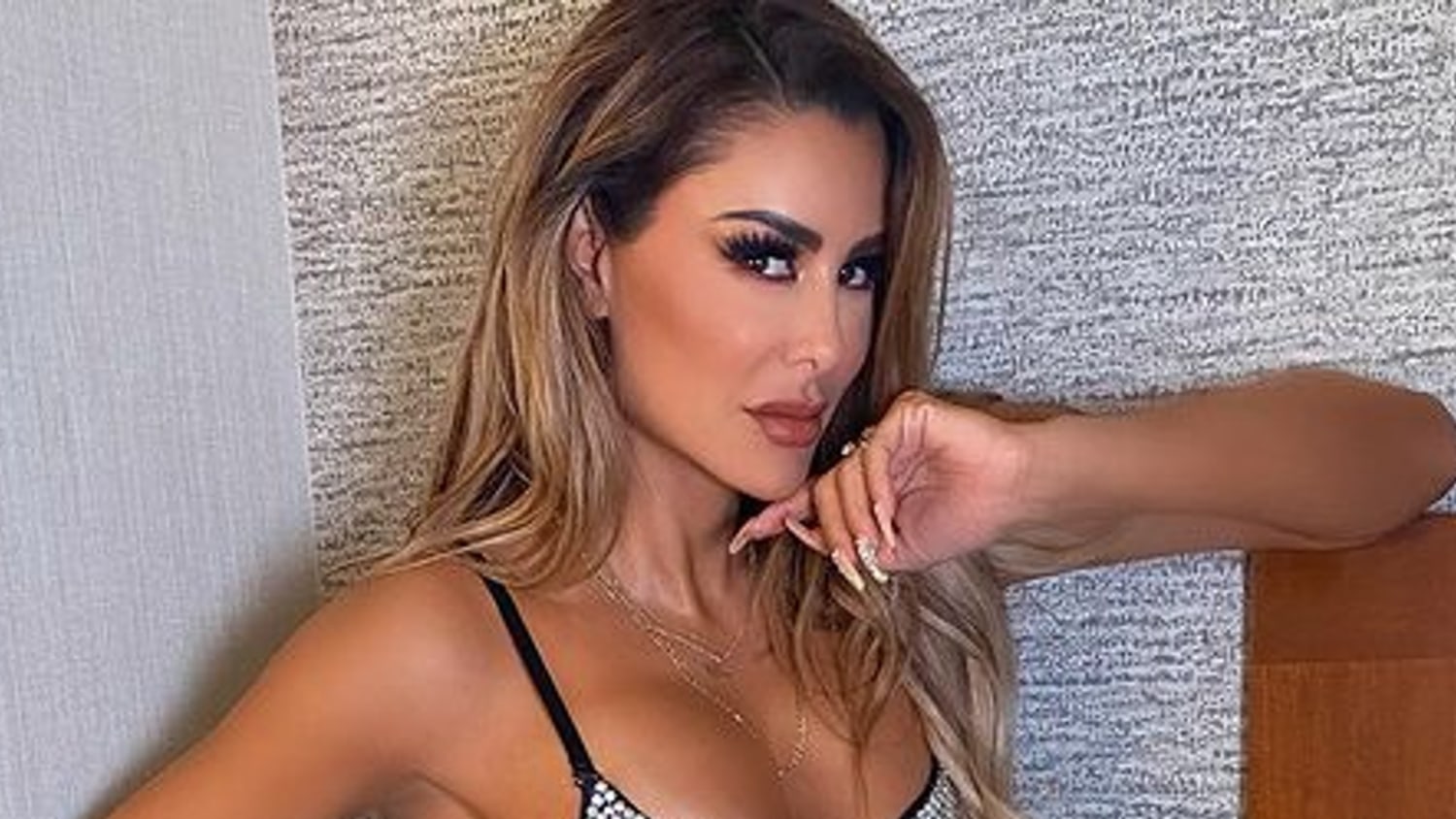 carmen maio recommends Fotos De Ninel Conde Desnuda