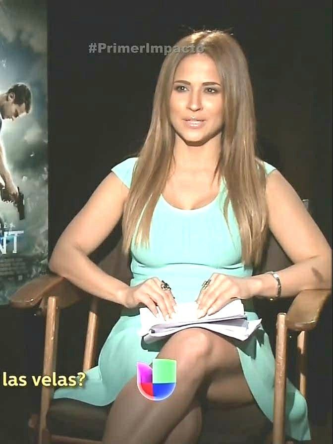 diana carolina betancourt add jackie guerrido up skirt photo