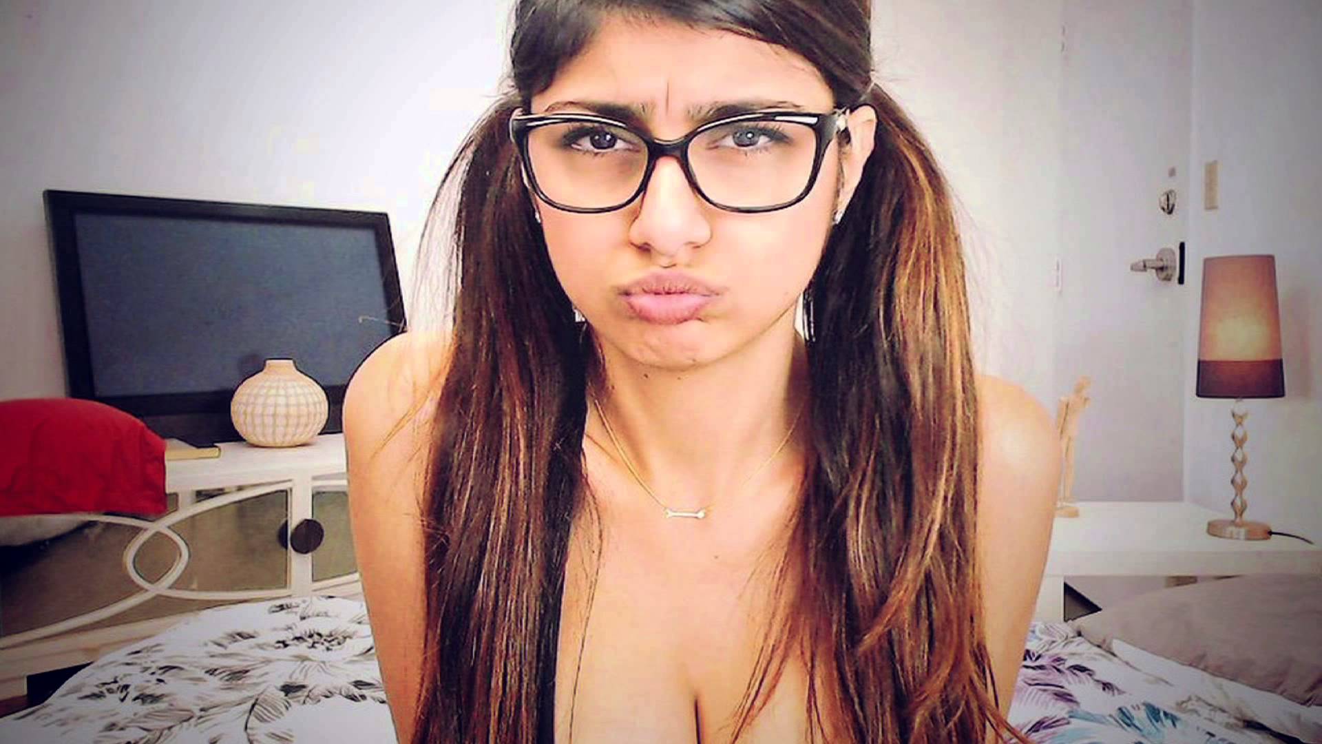 daniel fournier recommends Mia Khalifa On Twitch