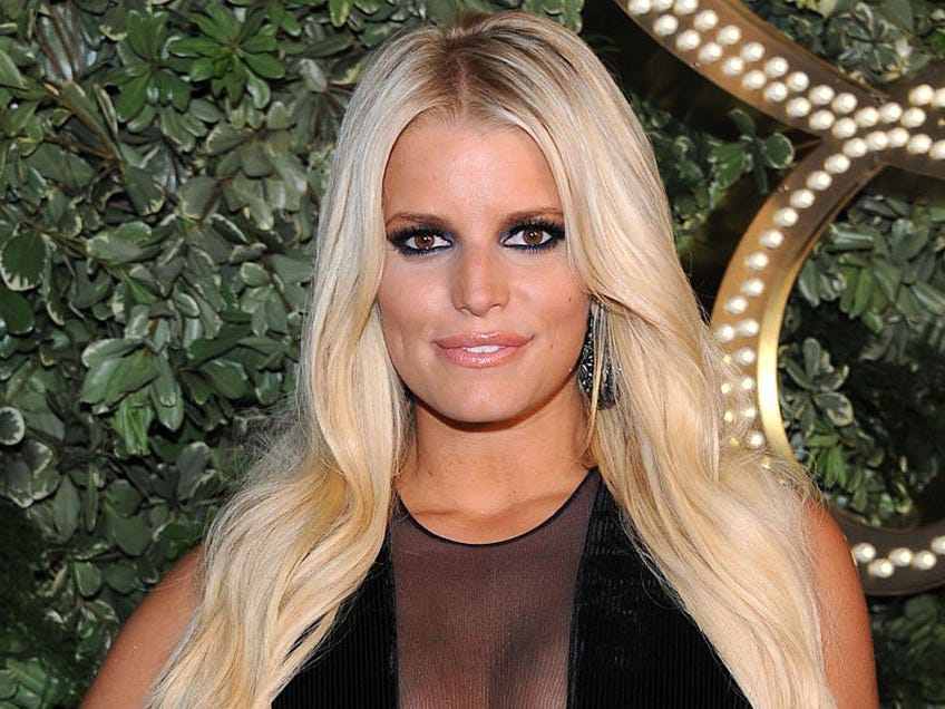 deb brannon add photo jessica simpson butt naked