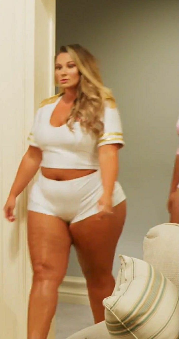 chris koziol recommends big thick white women pic