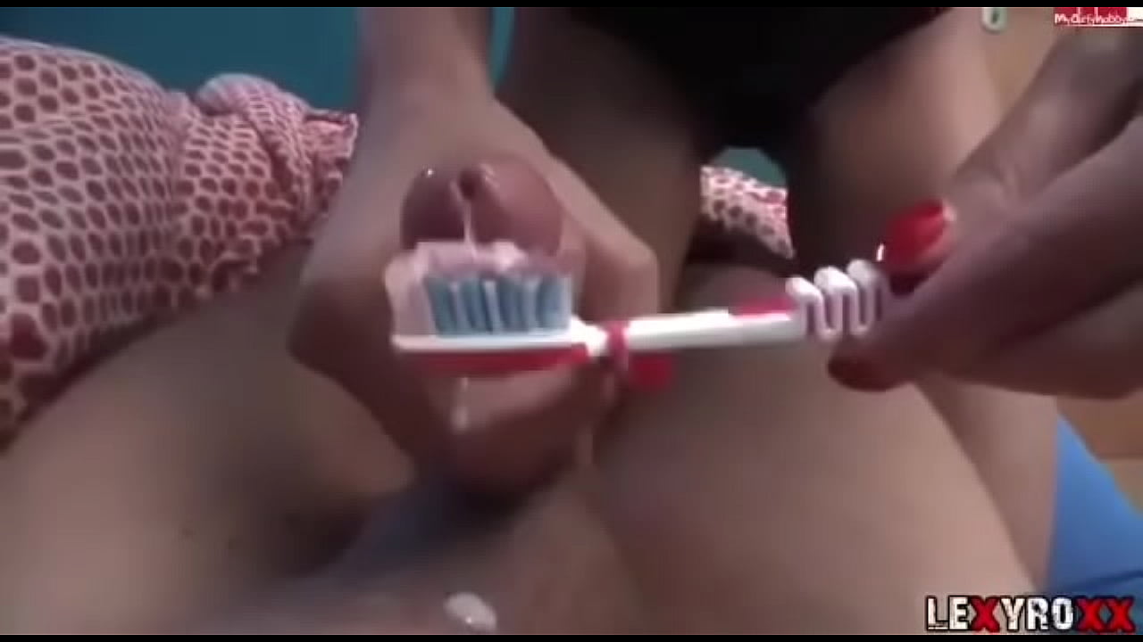 diana defeo add brush teeth with cum photo