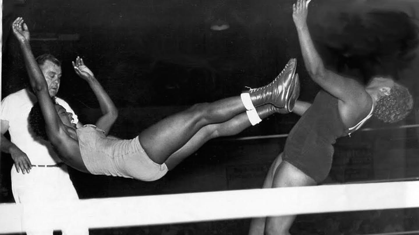 black women mixed wrestling