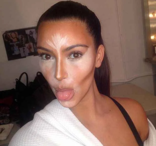 beth huck recommends Kim Kardashian Cum On Face