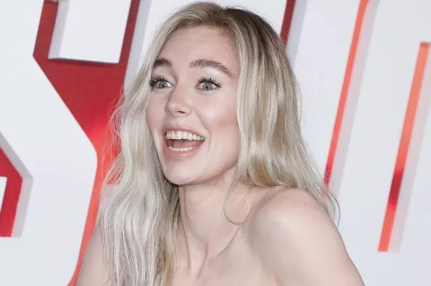 colin crump recommends vanessa kirby tits pic